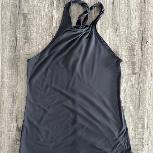 Lululemon Timeless Twist Tank size 4 - Picture 2 of 6